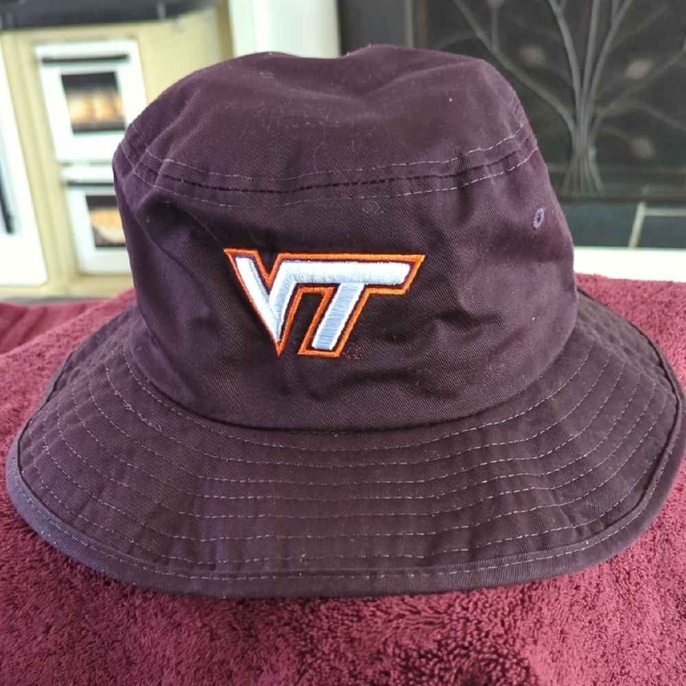 Zephyr Maroon  VT Bucket Hat AMAZING!!! L/XL